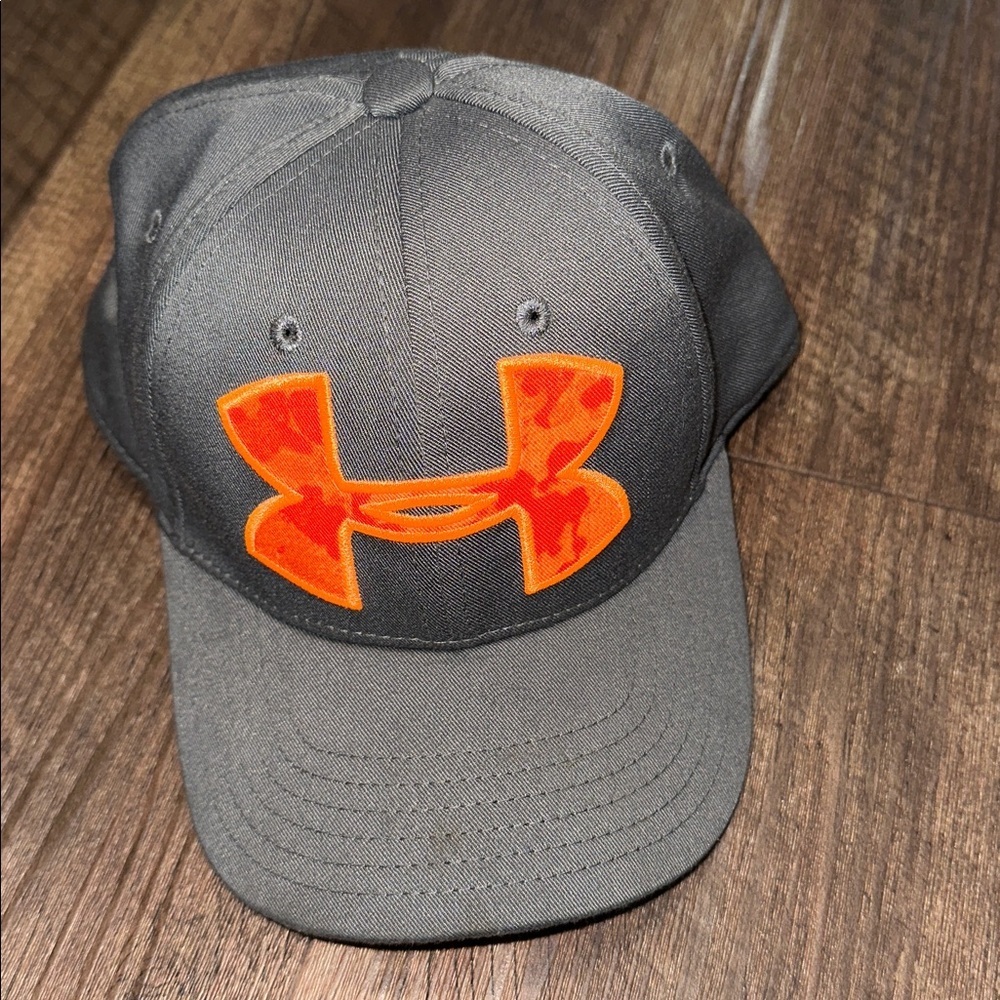 Boy’s Under Armour Flexfit Hat size S/M‎